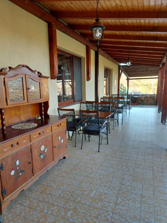 Kolpinghaus Bed & Breakfast Caransebes Luaran gambar